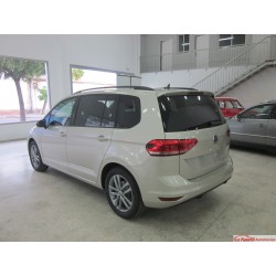 Volkswagen Touran Más 1.5 TSI 150 CV. 6 Velocidades.